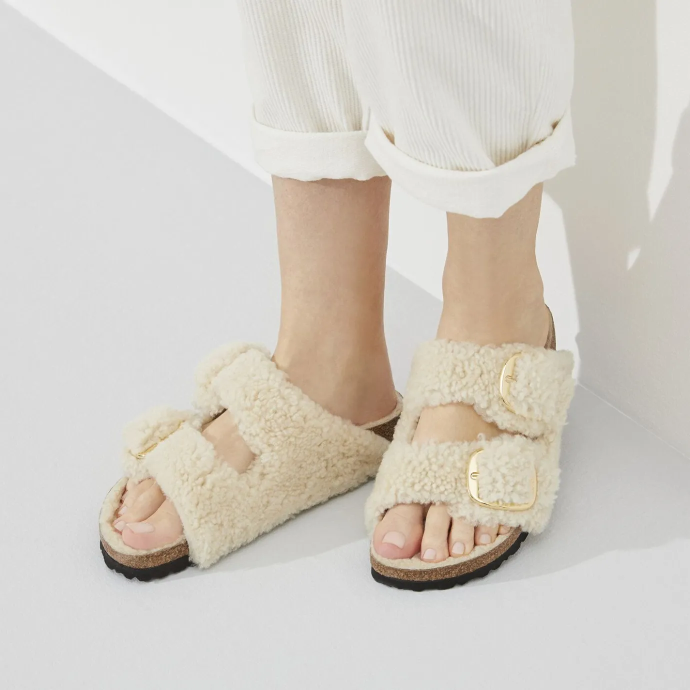 Birkenstock Two-Strap Sandals<Arizona Big Buckle Teddy Eggshell