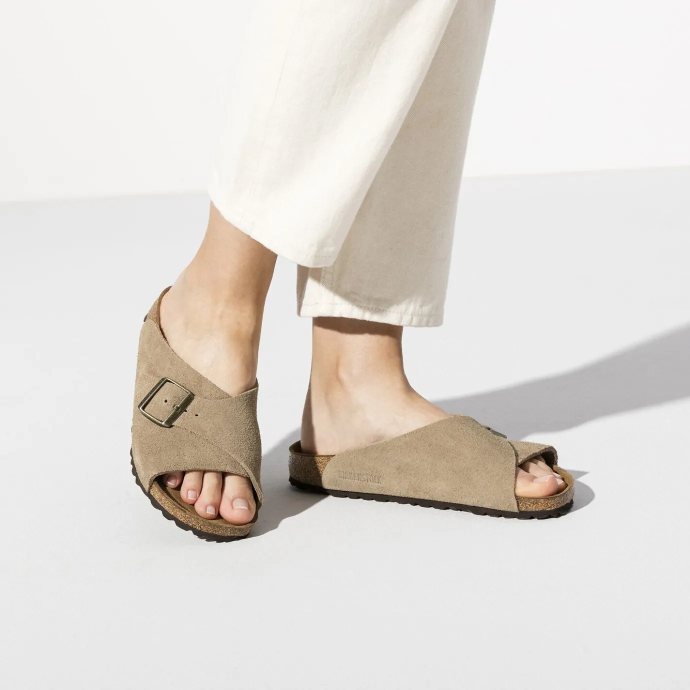 Birkenstock One-Strap Sandals<Arosa Soft Footbed Taupe