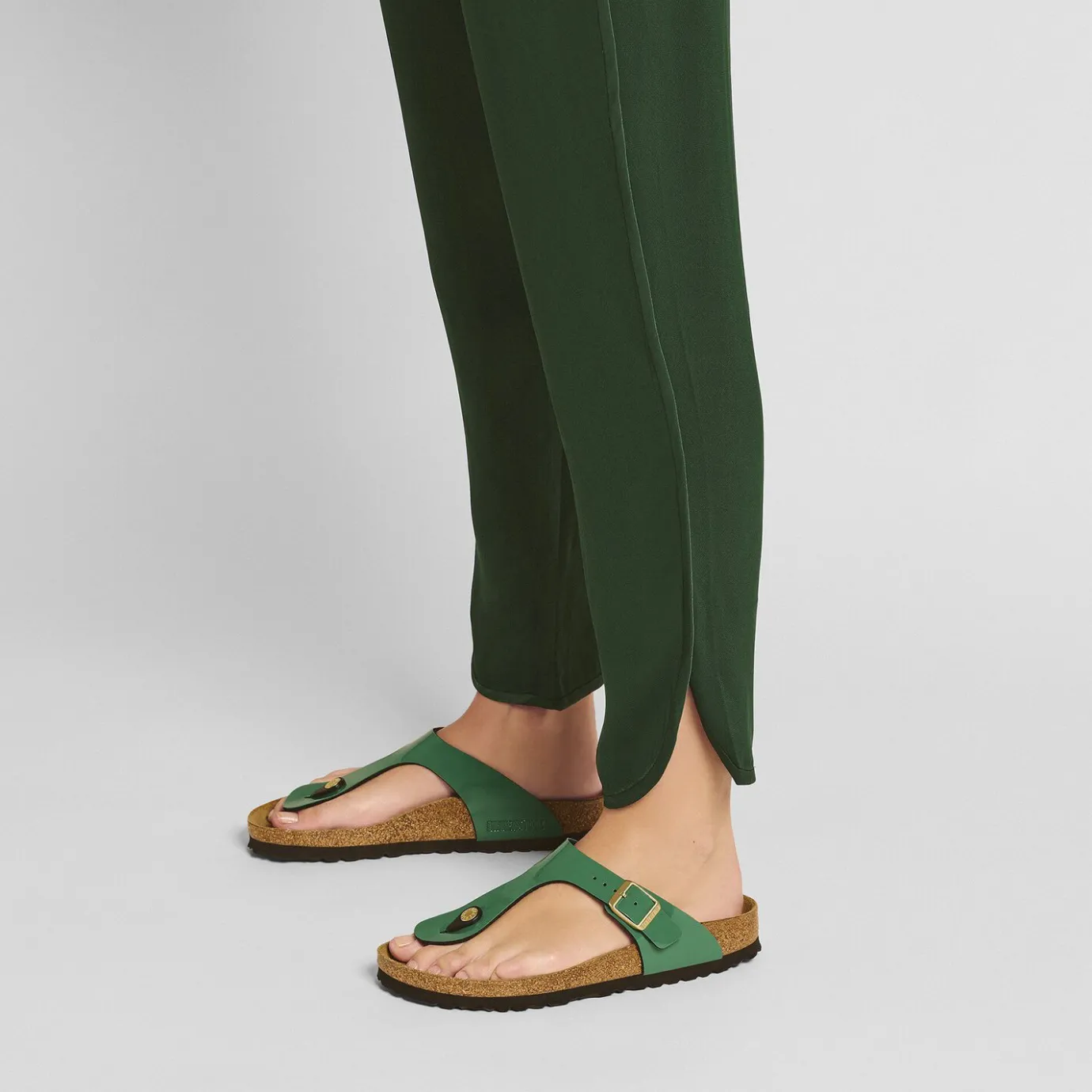 Birkenstock Thong Sandals<Gizeh Patent Digital Green