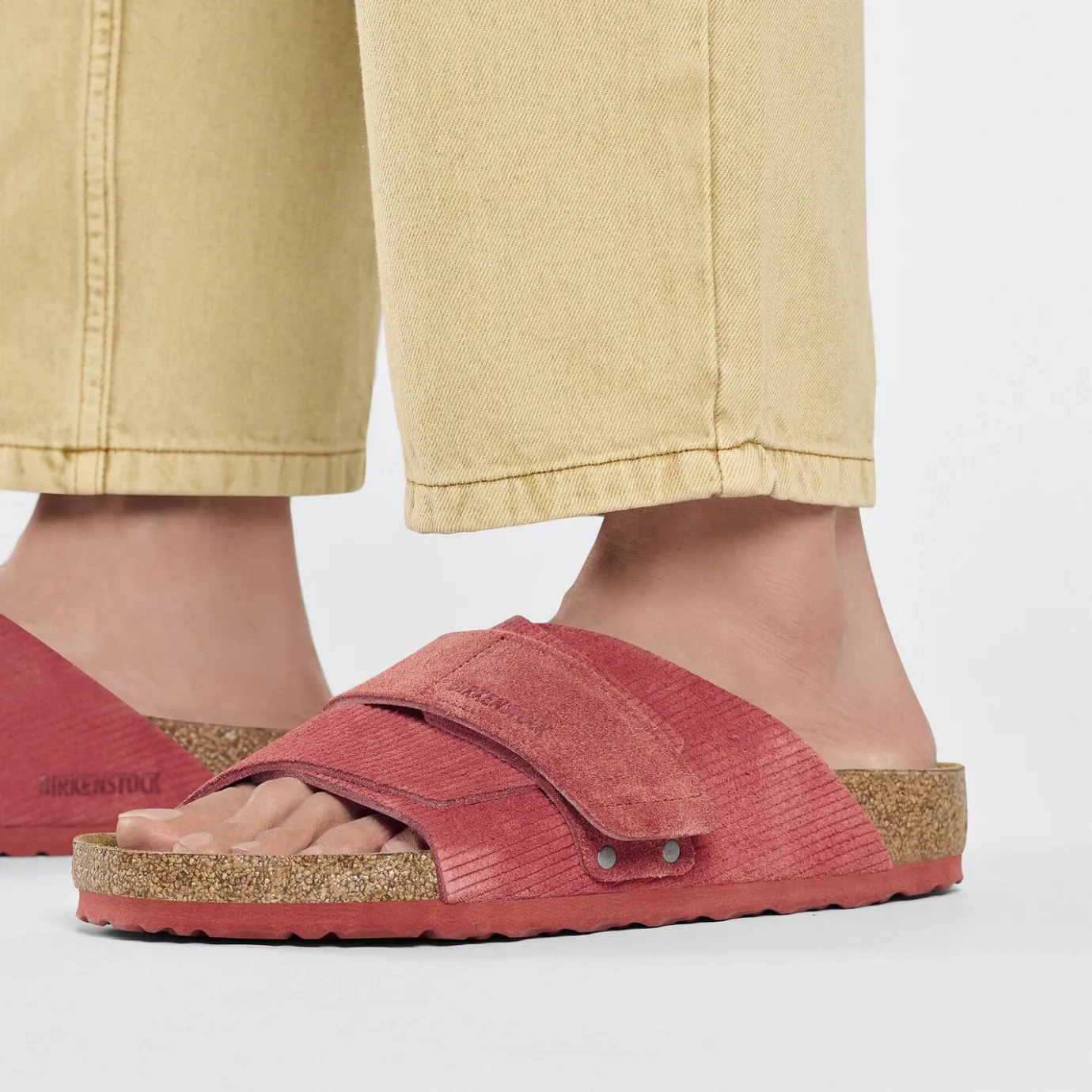 Birkenstock One-Strap Sandals<Kyoto Corduroy Sienna Red