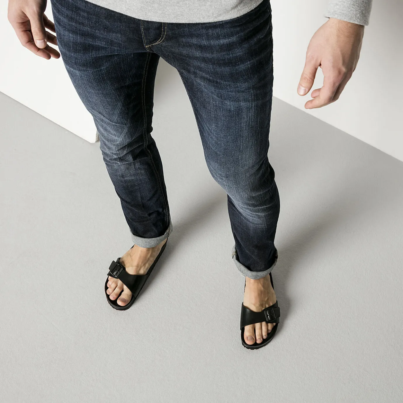Birkenstock One-Strap Sandals<Madrid Essentials Black