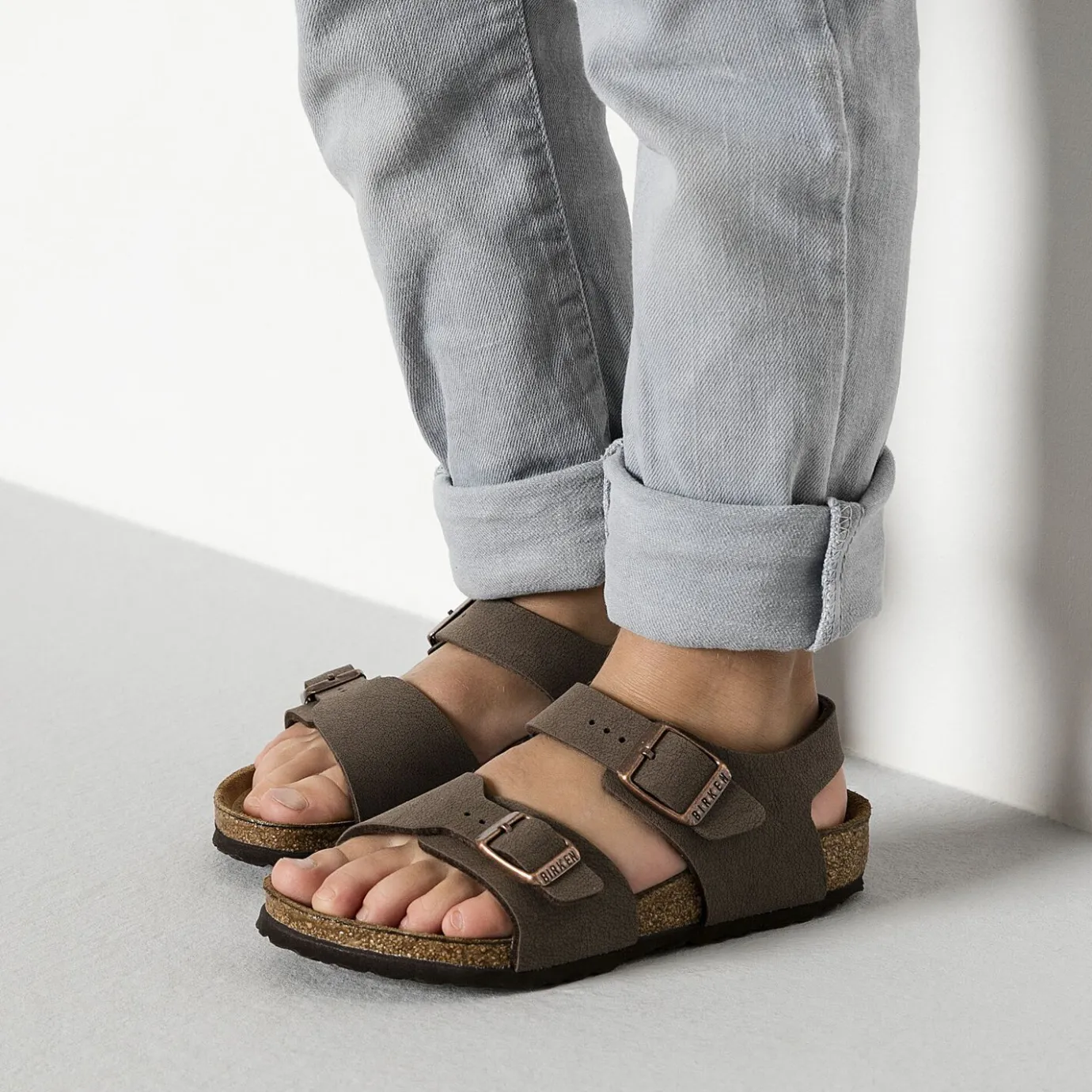 Birkenstock Strap Sandals<New York Kids Mocha